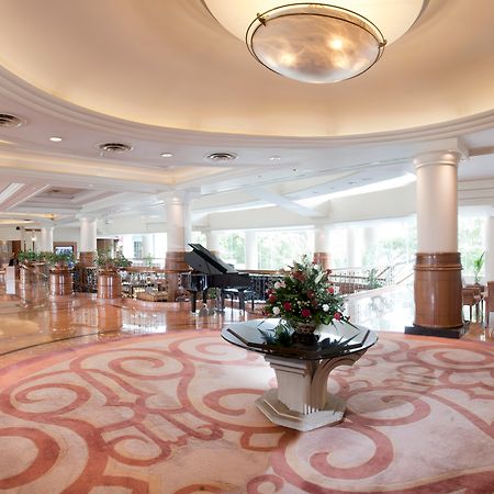 Dorsett Grand Labuan Hotell Exteriör bild