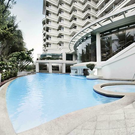 Dorsett Grand Labuan Hotell Exteriör bild